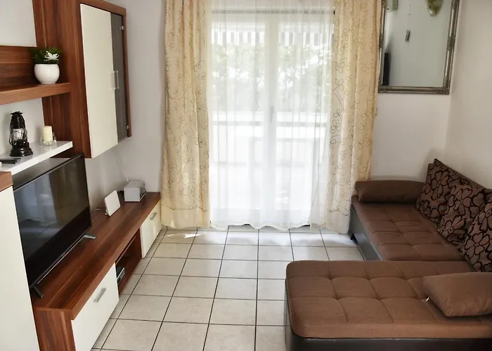 Antonija Punta Skala Next To Falkensteiner Апартаменты Петрчане