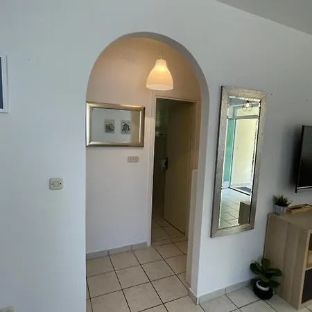 Antonija Punta Skala Next To Falkensteiner Lejlighed Petrcane