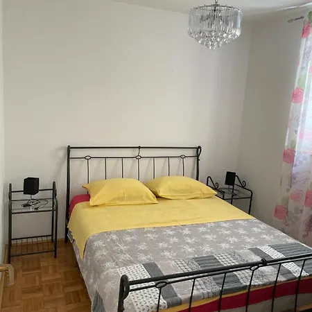 Lejlighed Antonija Punta Skala Next To Falkensteiner *