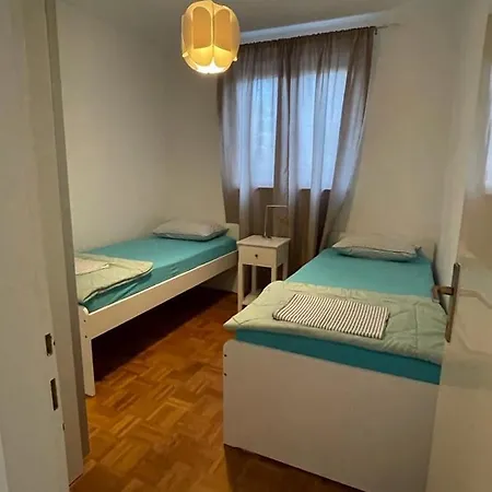 Apartmán Antonija Punta Skala Next To Falkensteiner