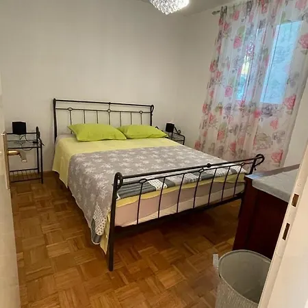 Apartment Antonija Punta Skala Next To Falkensteiner Petrcane