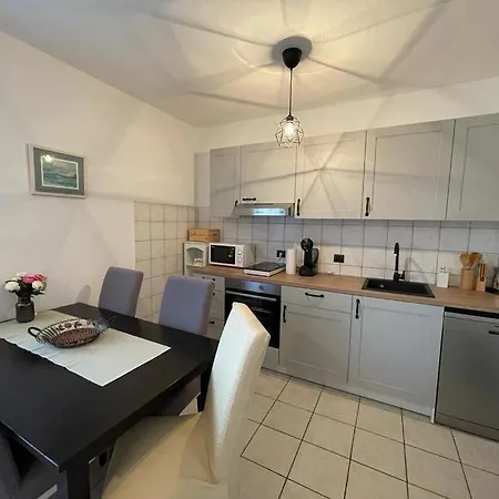 Antonija Punta Skala Next To Falkensteiner Lejlighed *