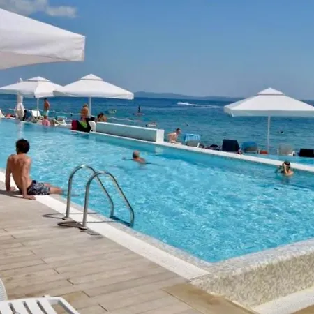 Antonija Punta Skala Next To Falkensteiner *