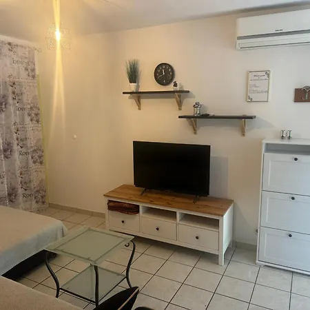 Antonija Punta Skala Next To Falkensteiner *