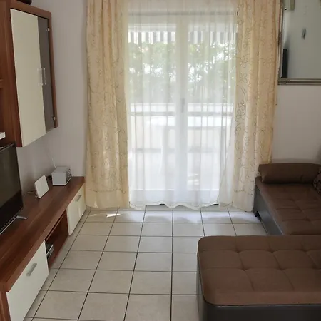 Antonija Punta Skala Next To Falkensteiner *