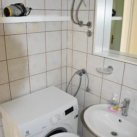 Antonija Punta Skala Next To Falkensteiner * Petrcane