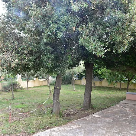 Antonija Punta Skala Next To Falkensteiner